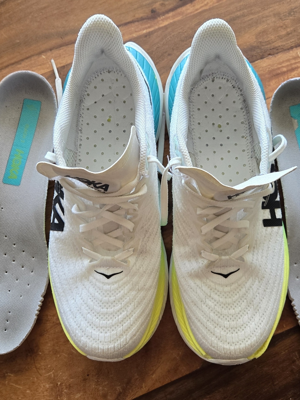 Hoka One 0ne Sz 9